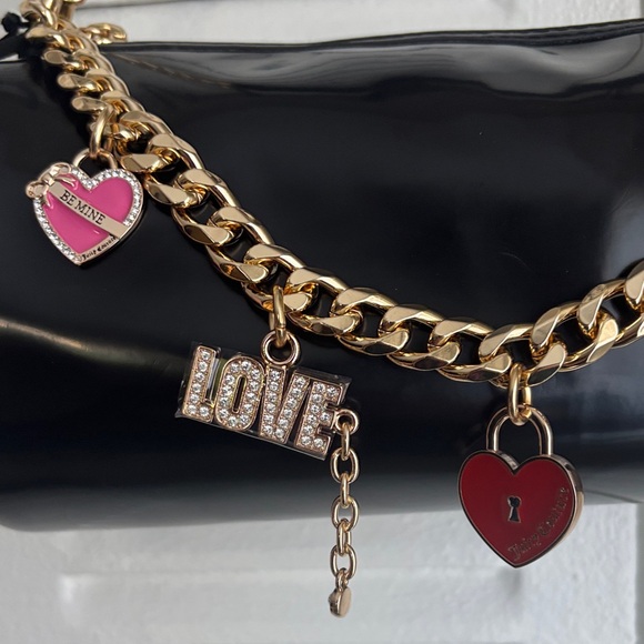 Juicy Couture Black Baguette Barrel Bag Gold Chain Heart Charm Y2K Glam NWT - Picture 4 of 10